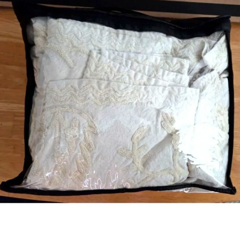 B. Altman & Co VTG Crewel Coverlet Full Bedspread Cotton Cream Chain Stitch